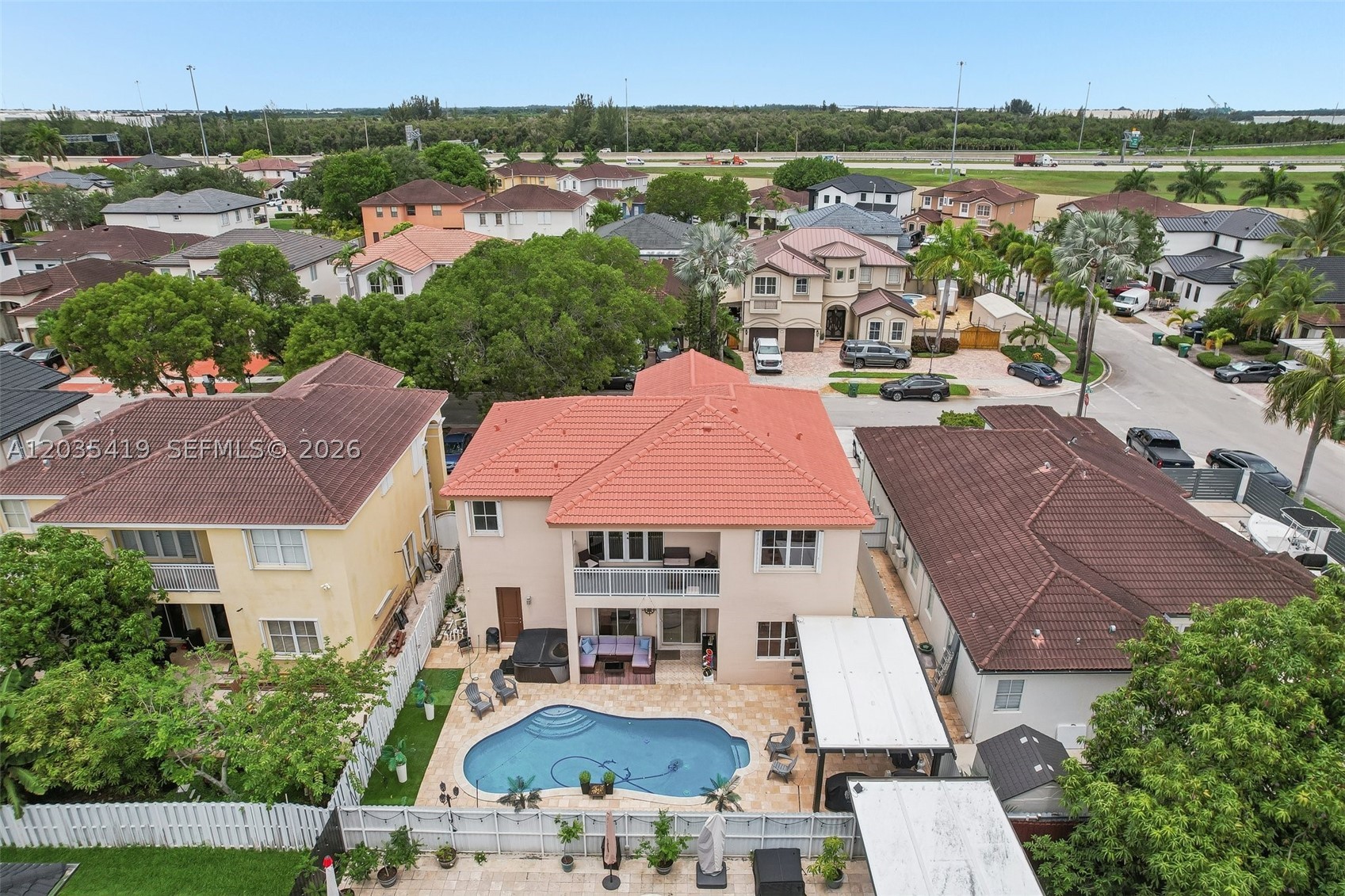 CENTURY GARDENS - Residential