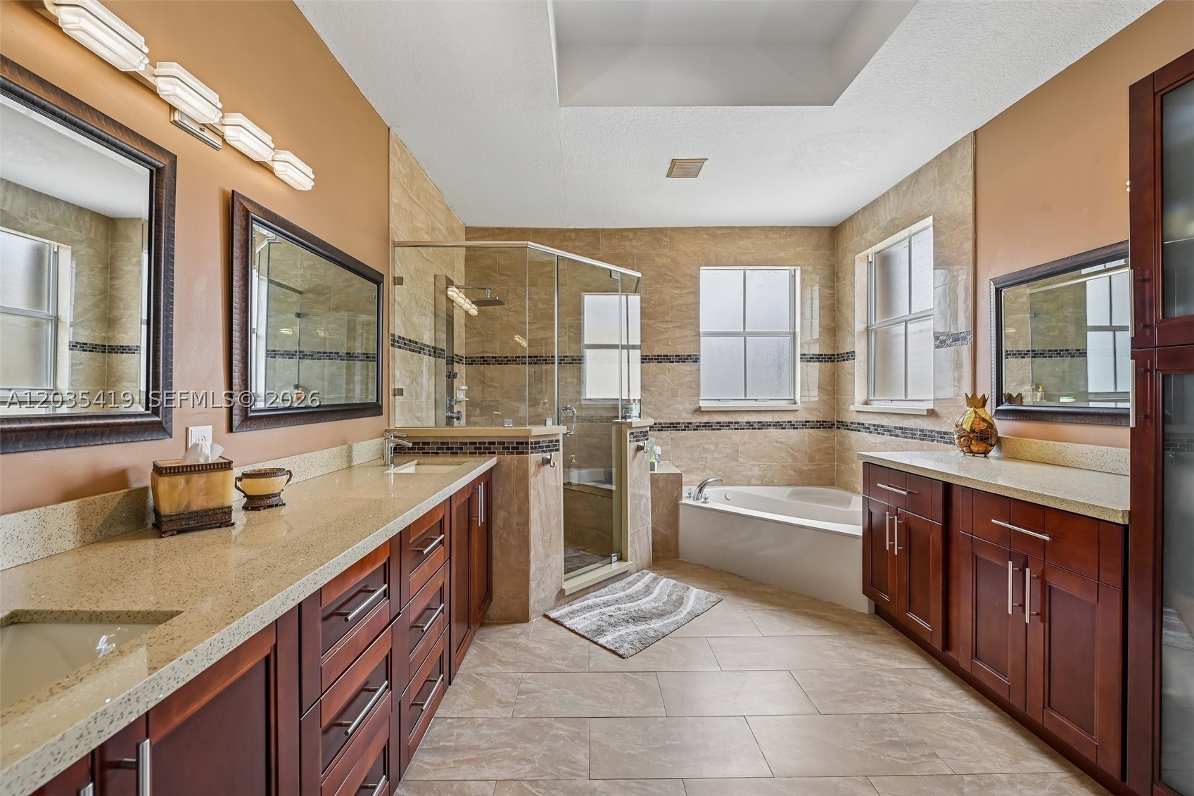 CENTURY GARDENS - Residential