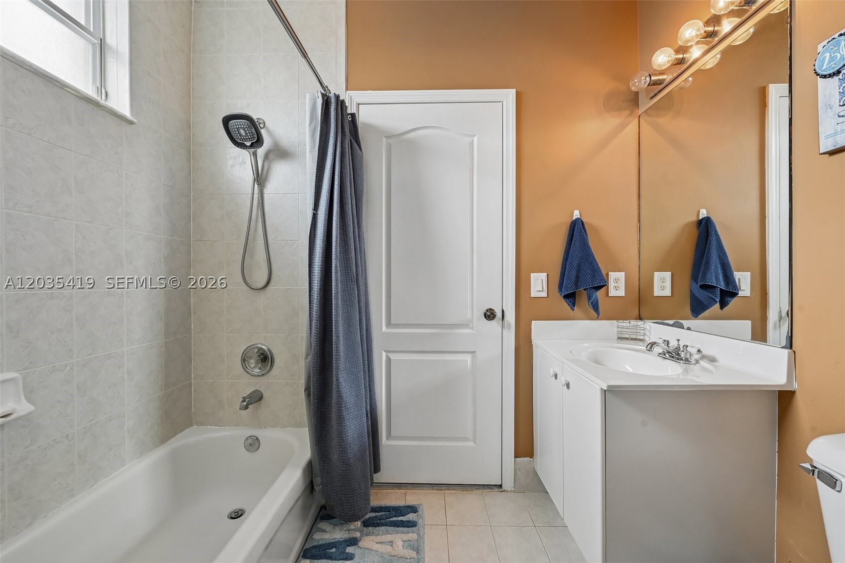 CENTURY GARDENS - Residential