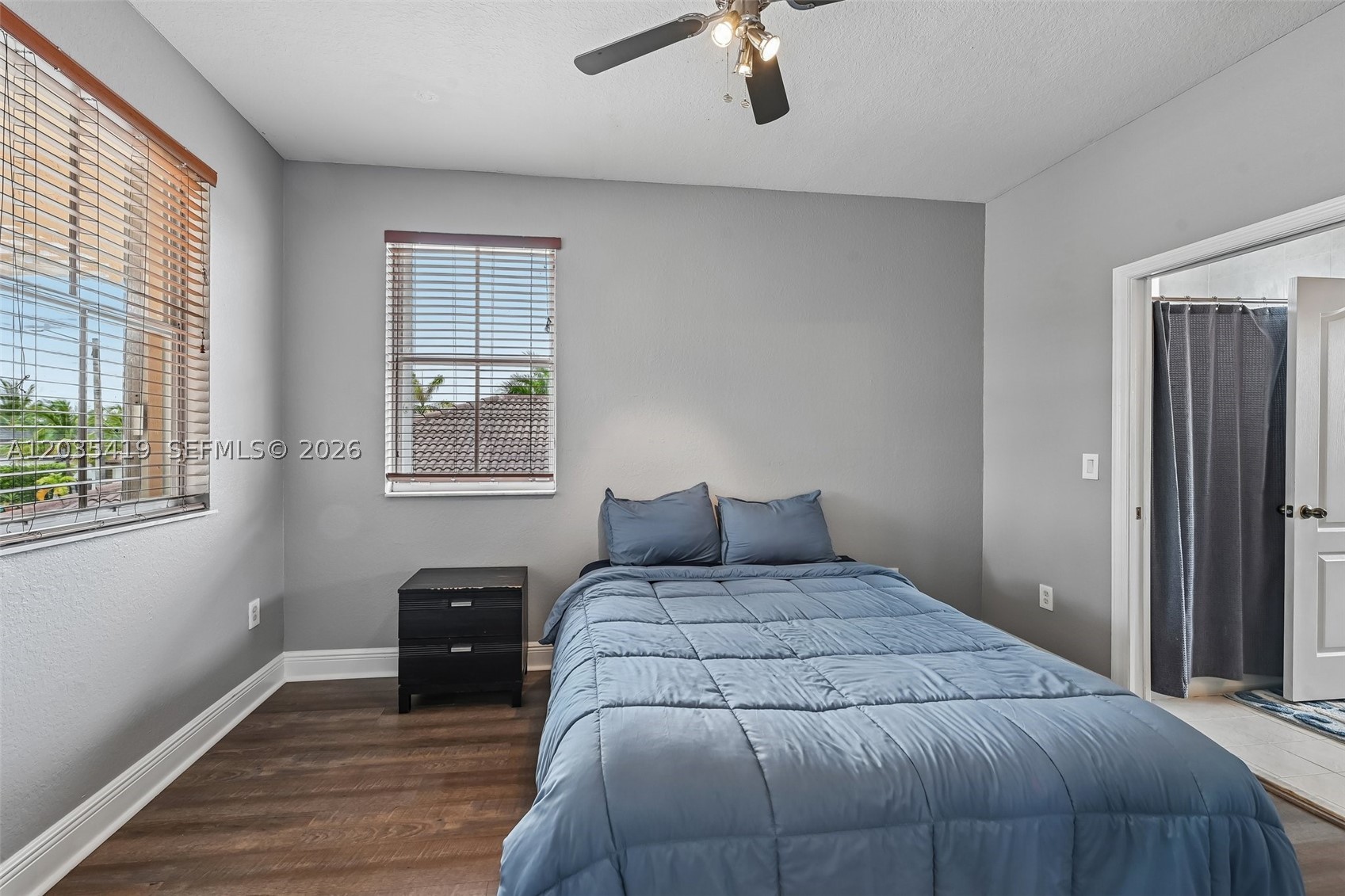 CENTURY GARDENS - Residential
