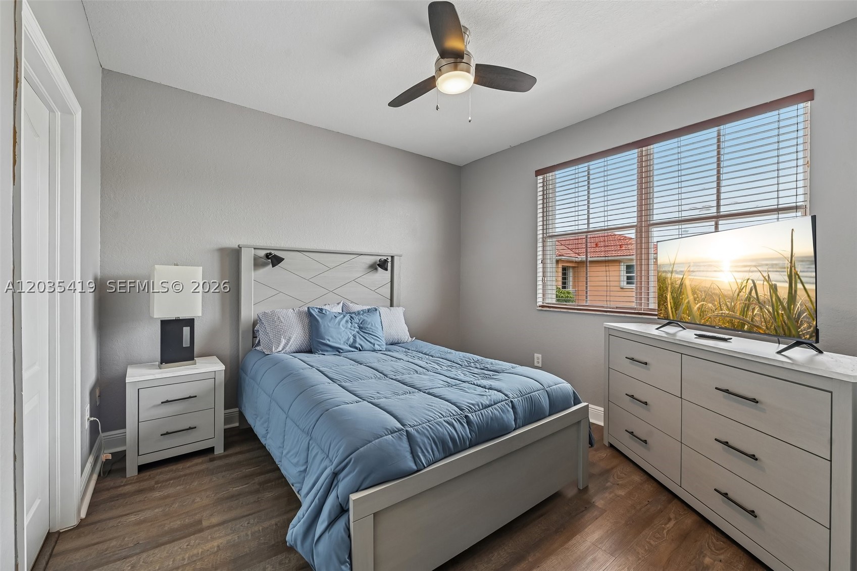 CENTURY GARDENS - Residential