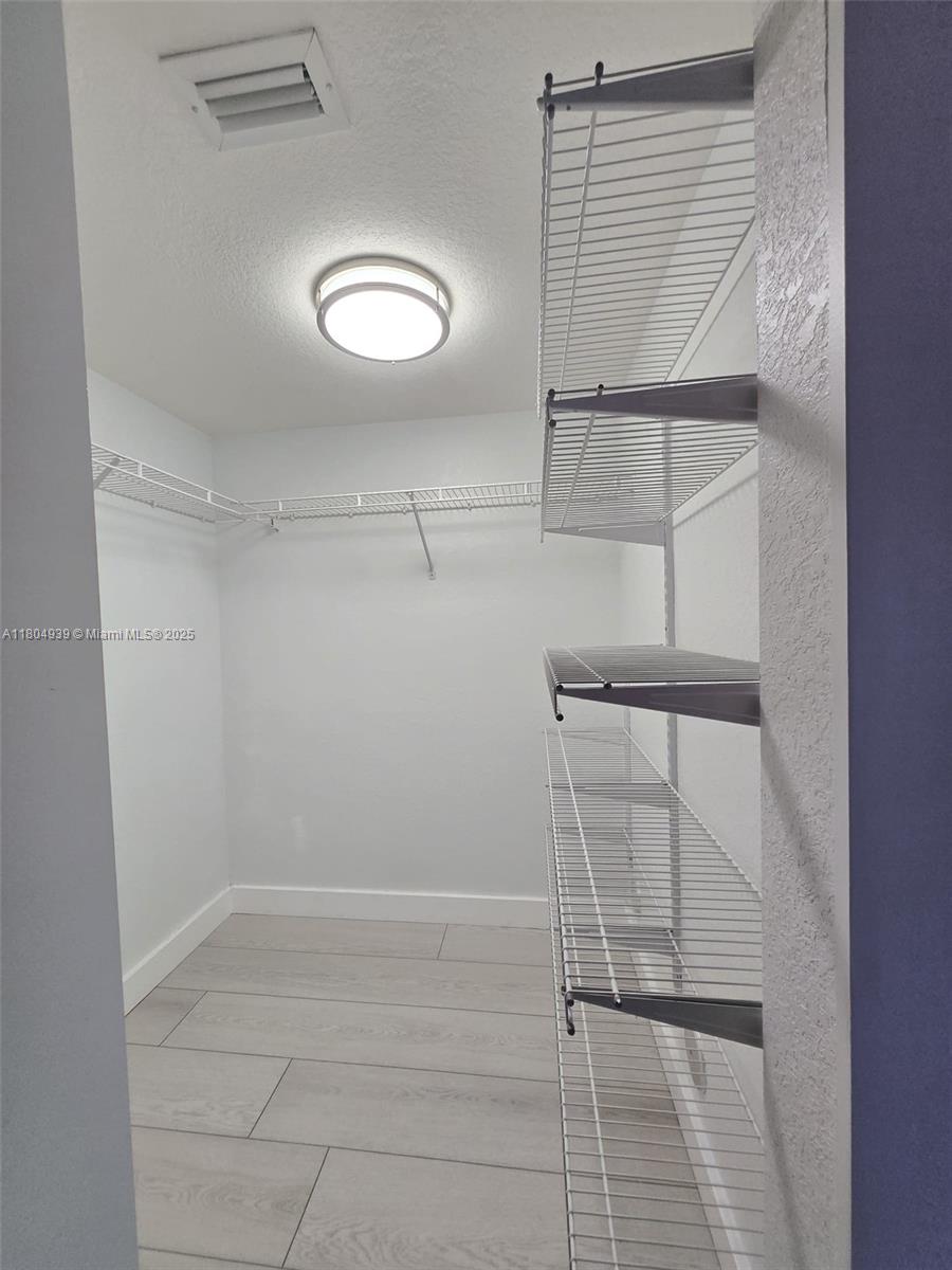 BELLEVIEW VILLAS CONDO NO - Residential Lease