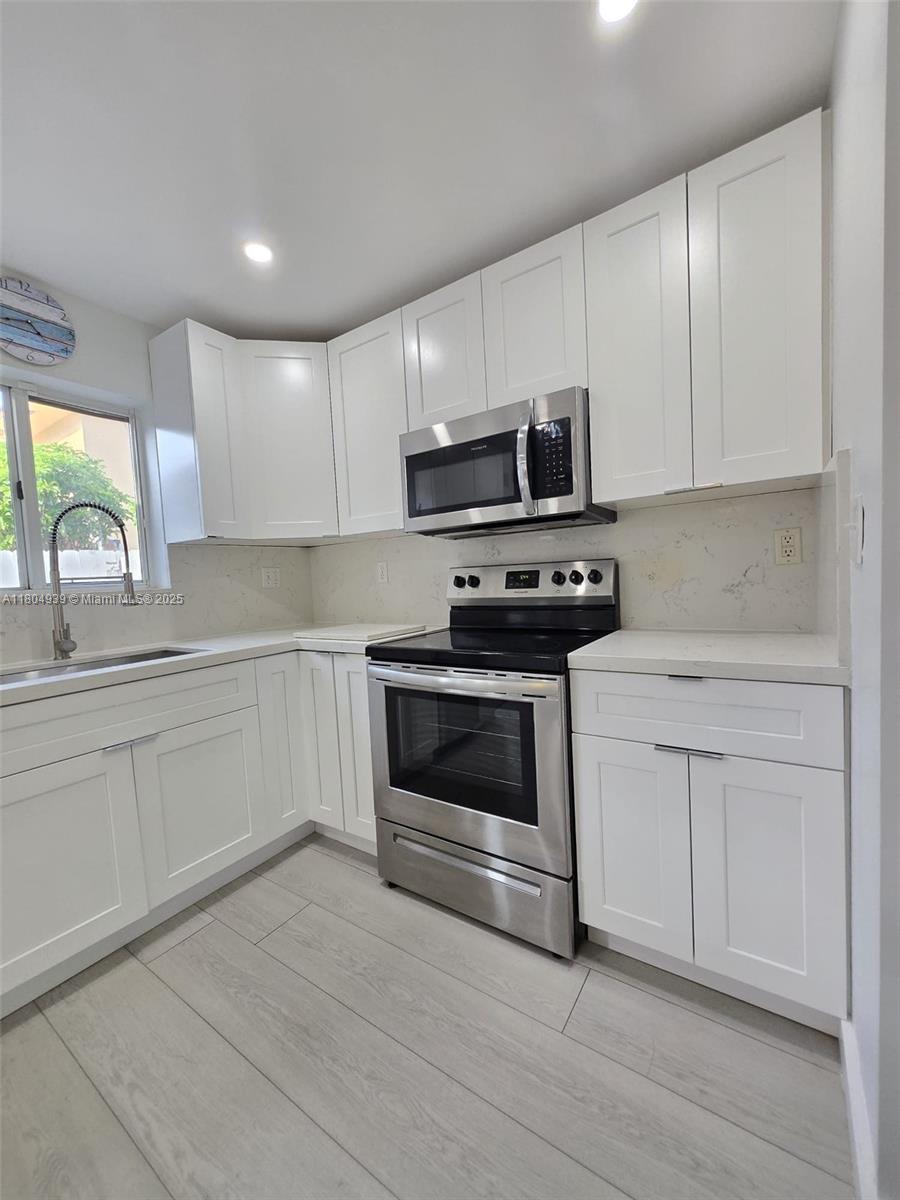 BELLEVIEW VILLAS CONDO NO - Residential Lease