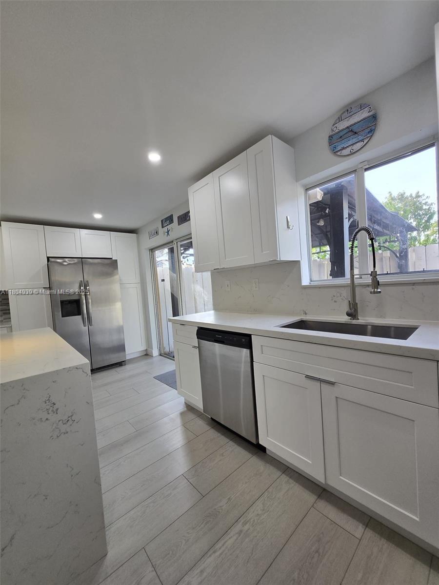 BELLEVIEW VILLAS CONDO NO - Residential Lease