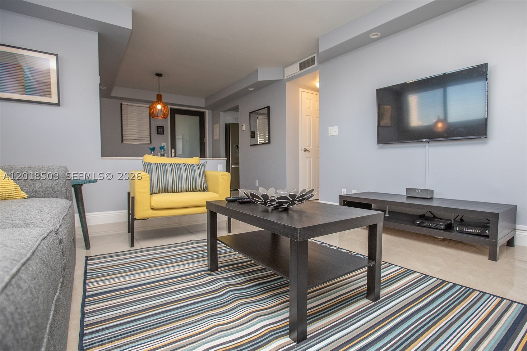 YACHT CLUB CONDO (THE) - Residential