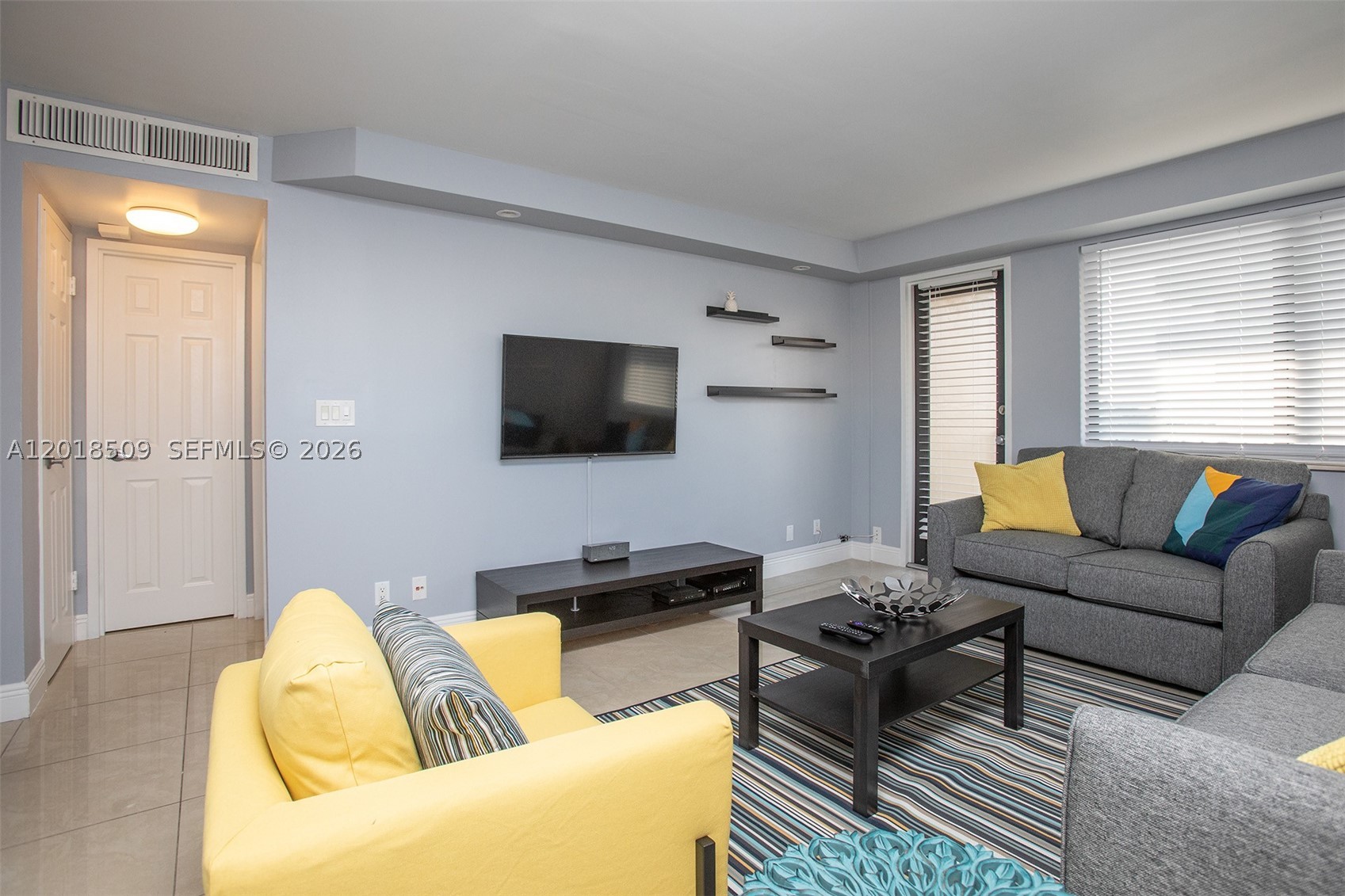 YACHT CLUB CONDO (THE) - Residential
