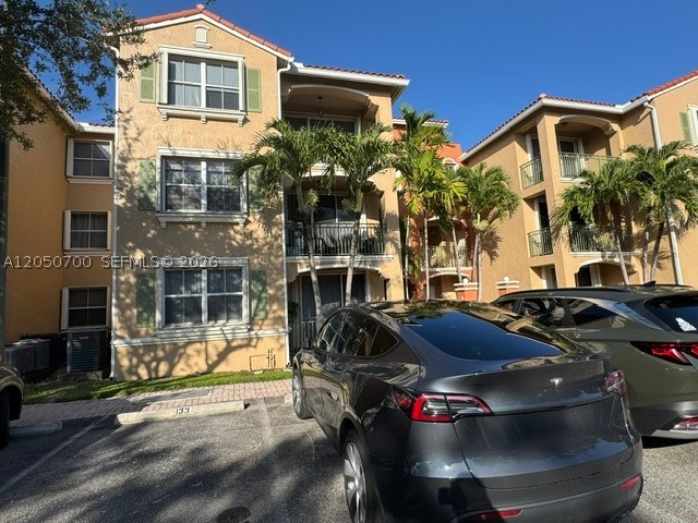 THE COURTS AT DORAL ISLES - Residential Lease