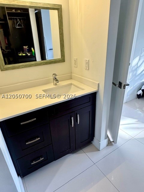 THE COURTS AT DORAL ISLES - Residential Lease
