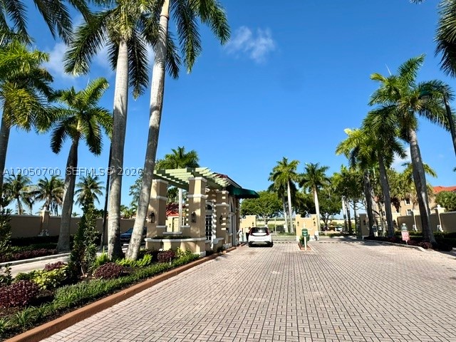 THE COURTS AT DORAL ISLES - Residential Lease