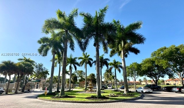 THE COURTS AT DORAL ISLES - Residential Lease