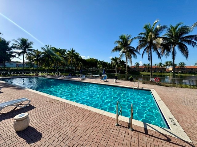 THE COURTS AT DORAL ISLES - Residential Lease