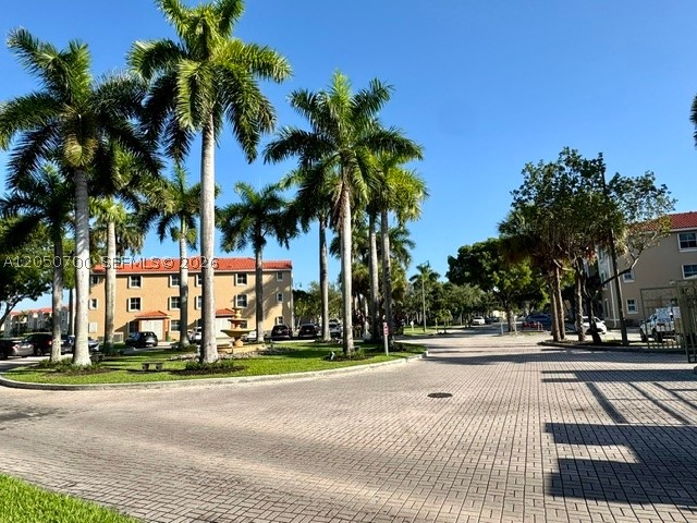 THE COURTS AT DORAL ISLES - Residential Lease