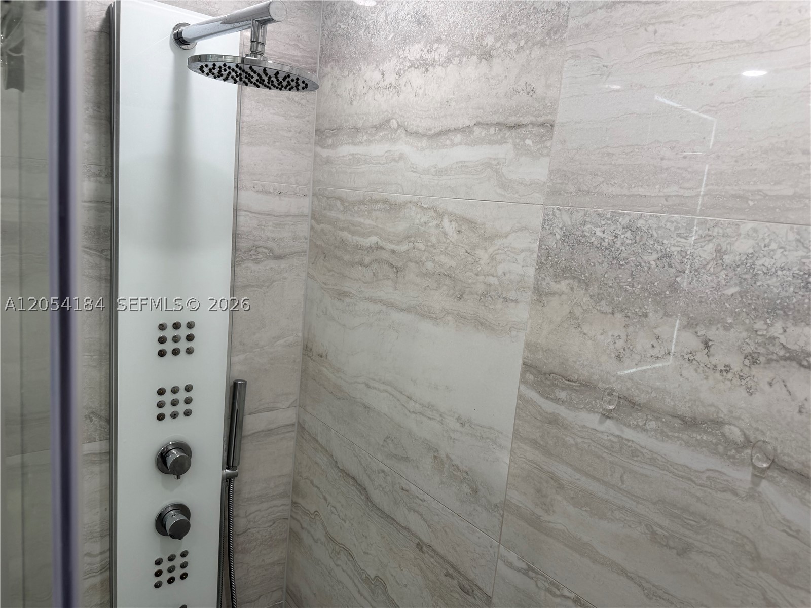 DORAL LANDINGS TOWNHOMES - Residential