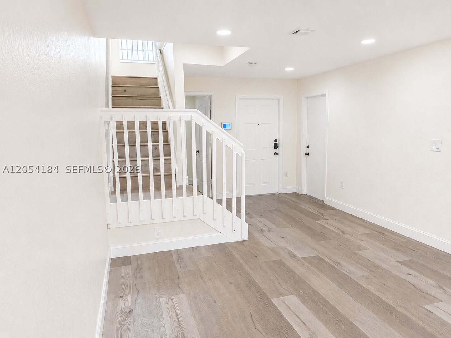 DORAL LANDINGS TOWNHOMES - Residential