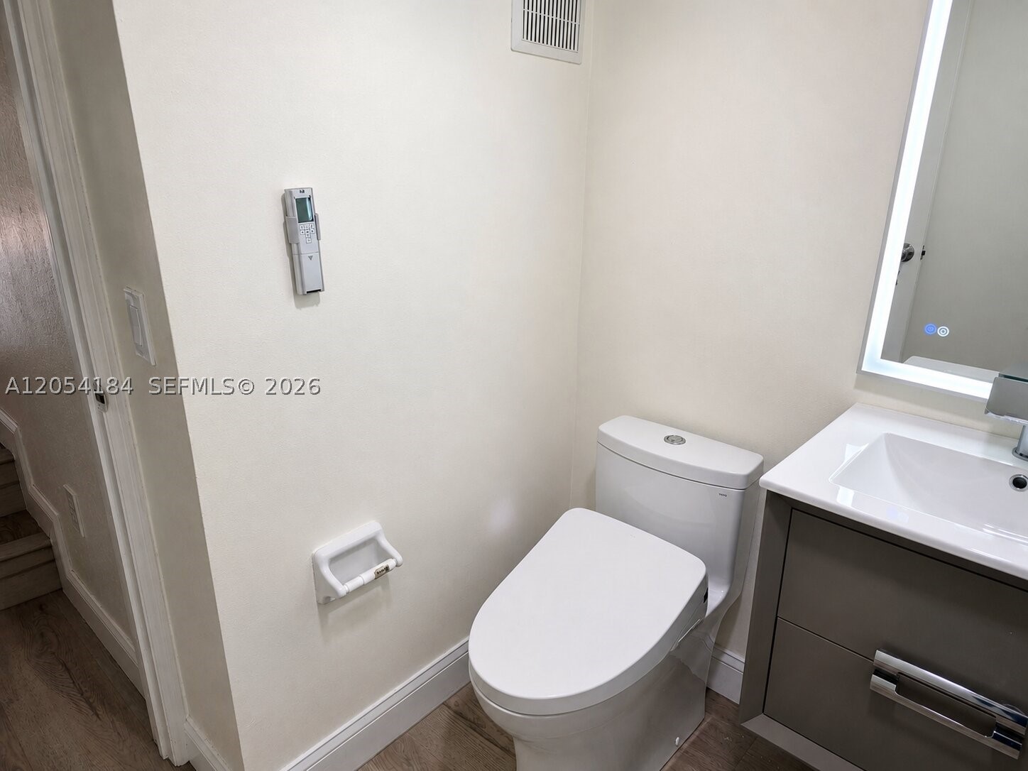 DORAL LANDINGS TOWNHOMES - Residential