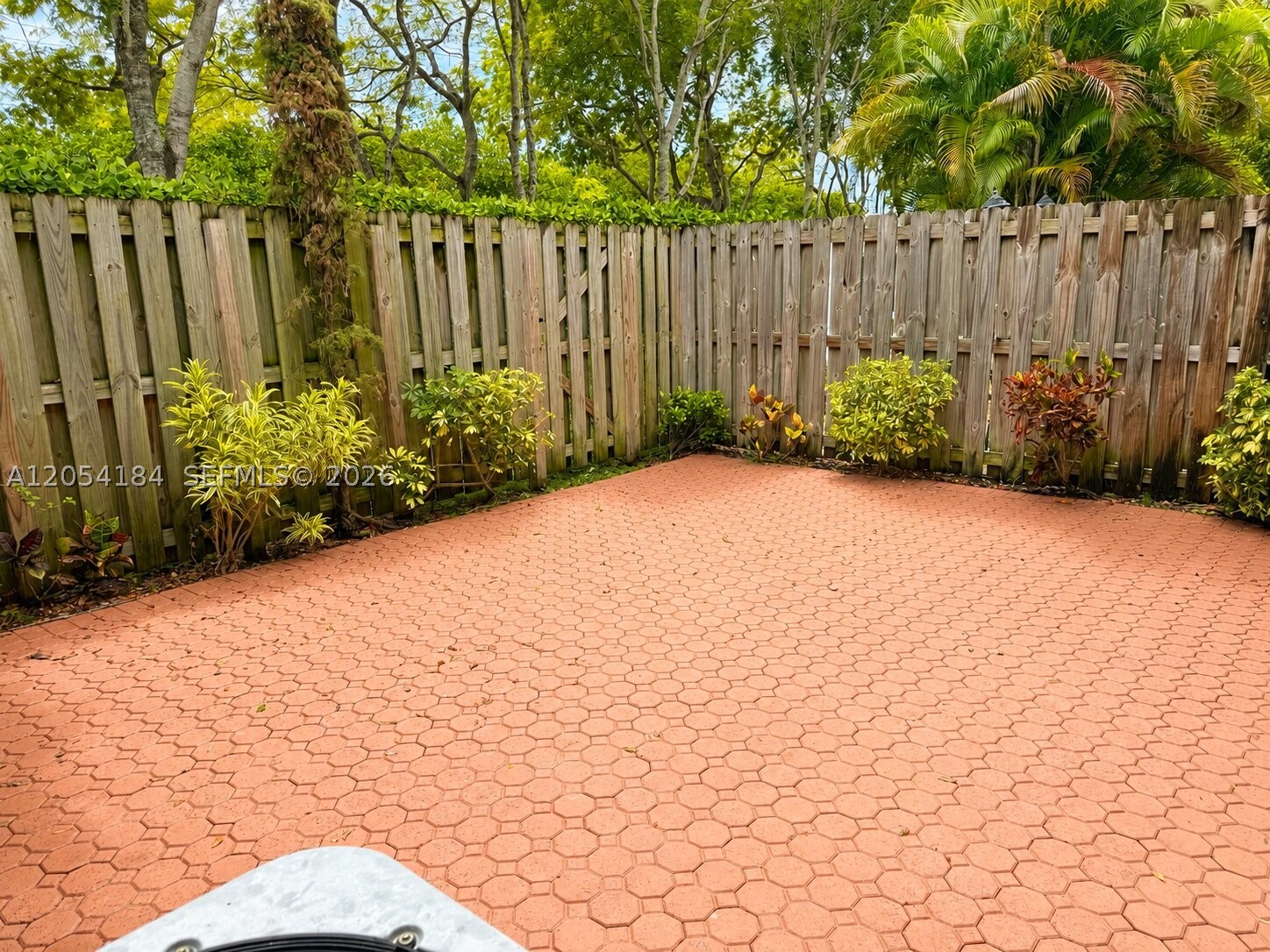 DORAL LANDINGS TOWNHOMES - Residential