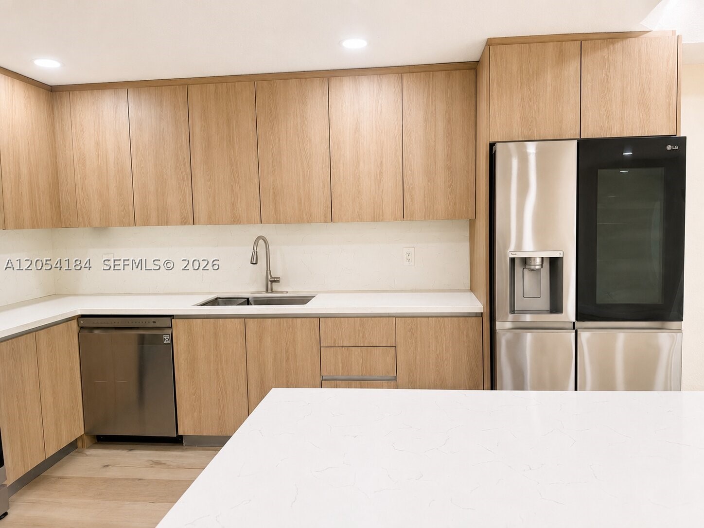DORAL LANDINGS TOWNHOMES - Residential