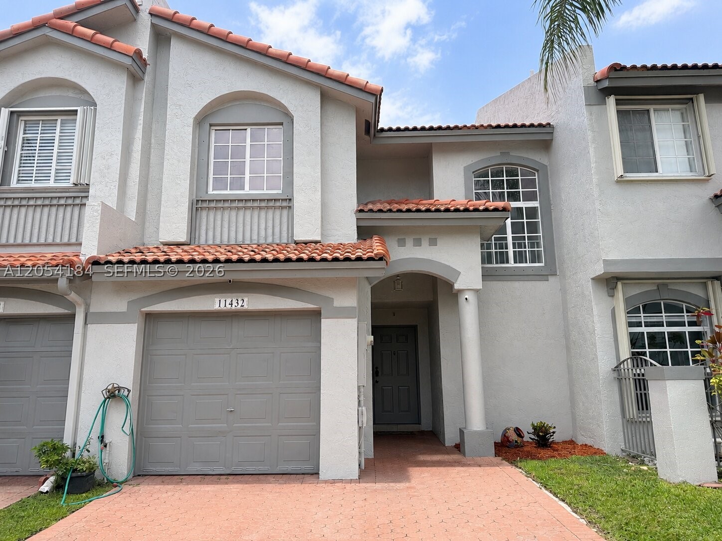 DORAL LANDINGS TOWNHOMES - Residential