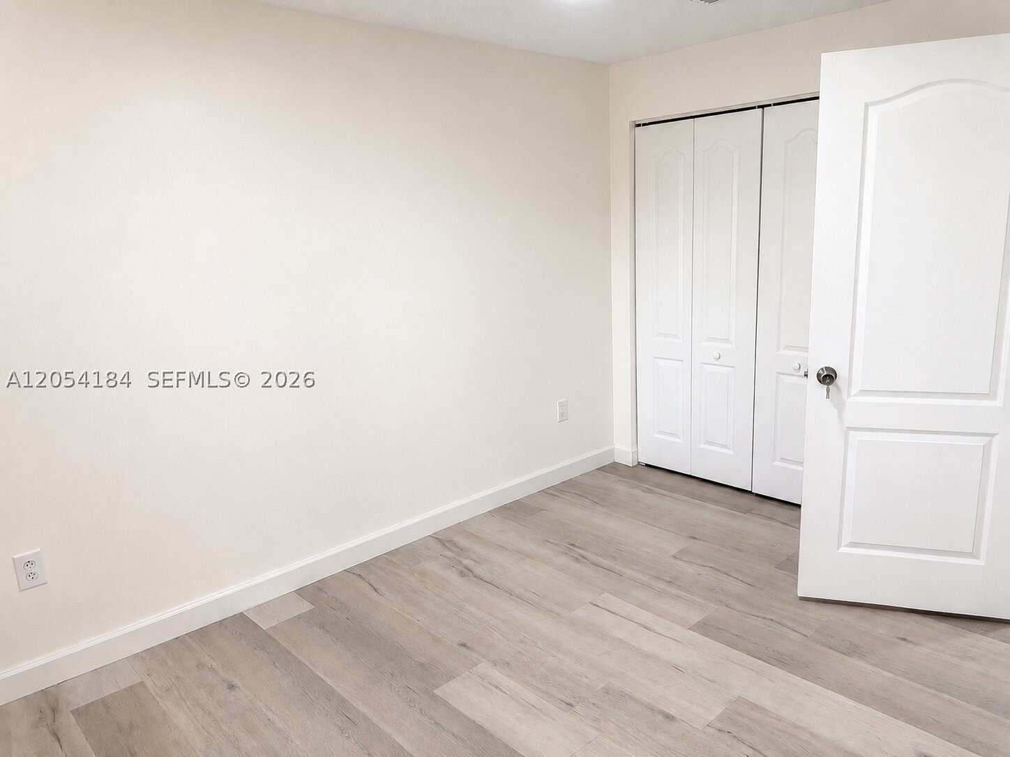 DORAL LANDINGS TOWNHOMES - Residential