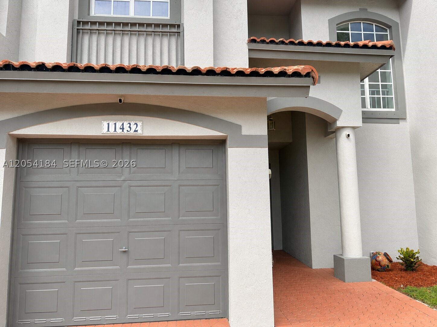 DORAL LANDINGS TOWNHOMES - Residential