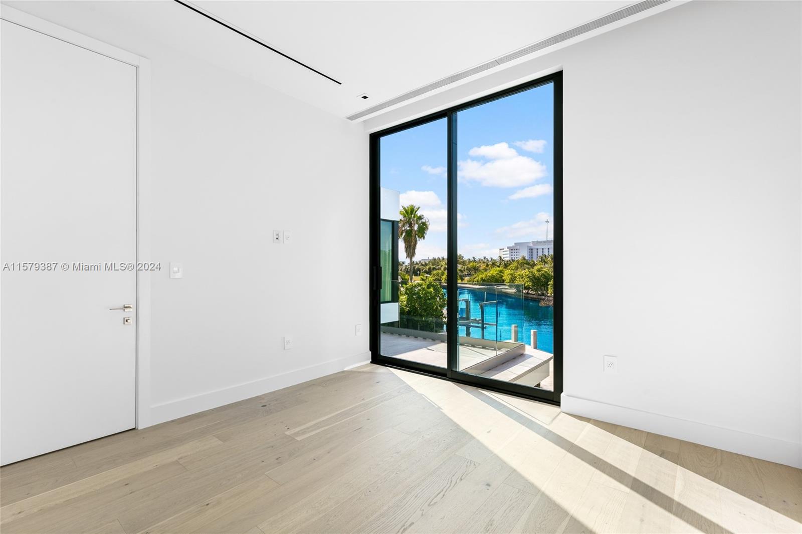 AMD PLAT OF SUNSET LAKE S - Residential