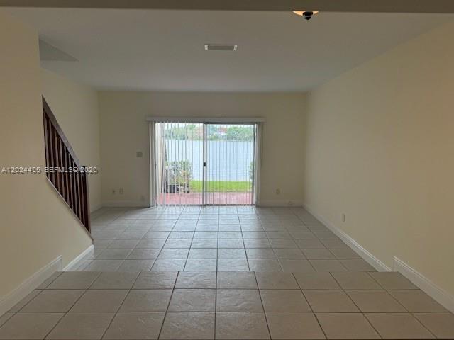 Beautiful Lakefront townhouse in Rock Creek Crown Colony.  Sip a cold drink while you fish, kayak, or paddle board on the large lake.  Walk the kids to the A rated school across the complex and enjoy the Community Center activities in the neighborhood. Knockdown ceilings, freshly painted, new stove, Accordian Storm shutters, bright and airy.