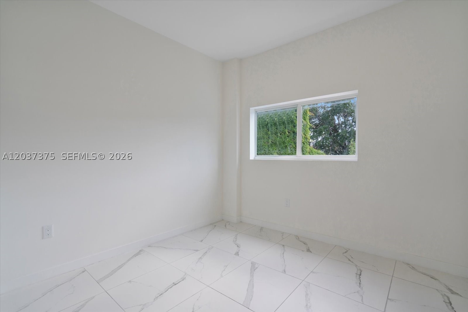 CITY OF MIAMI SOUTH - Residential Lease