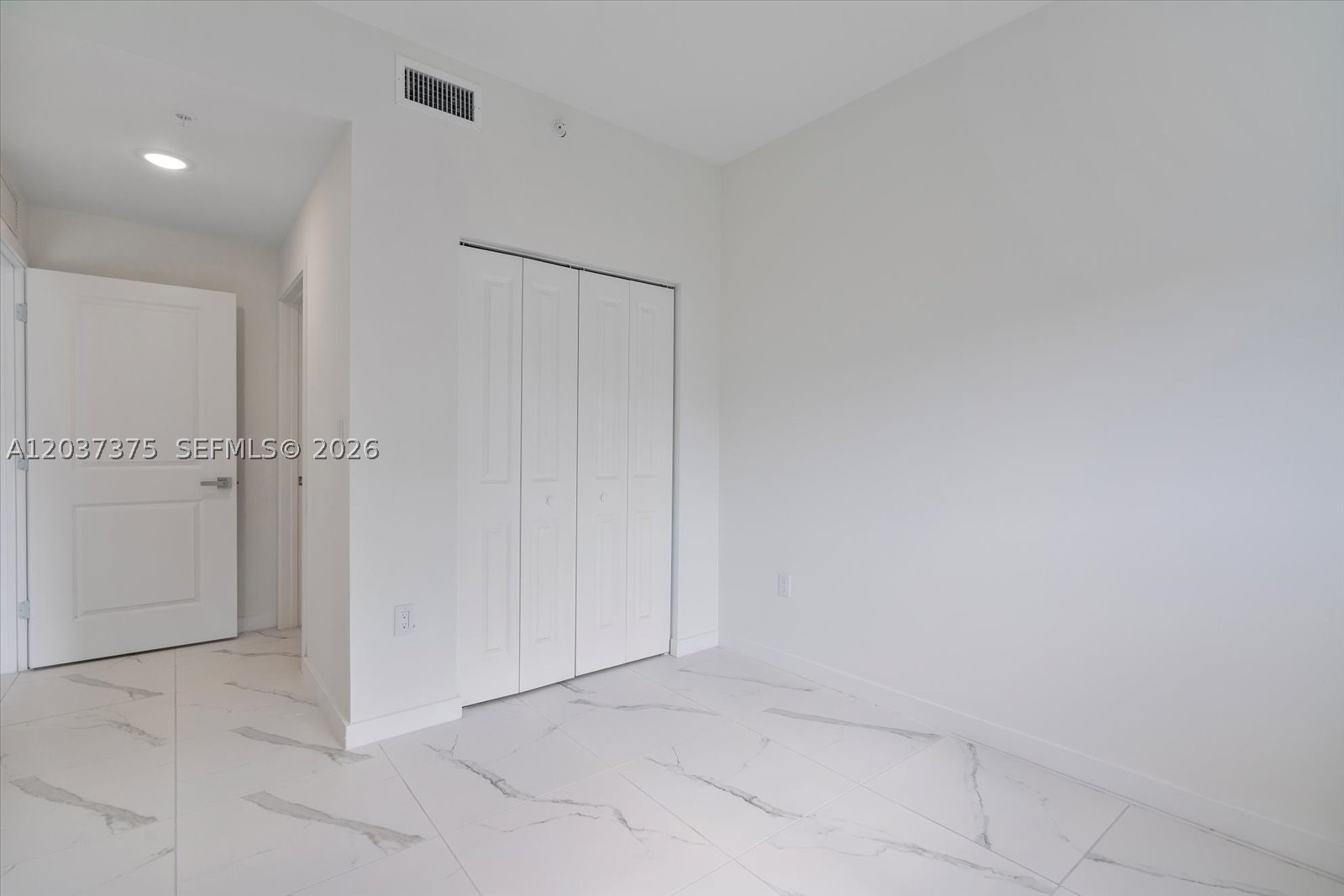 CITY OF MIAMI SOUTH - Residential Lease