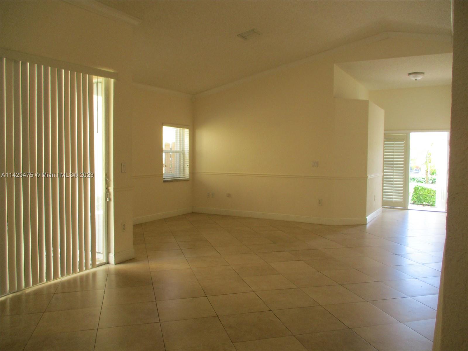 COSTA VERDE SEC 2 - Residential Lease