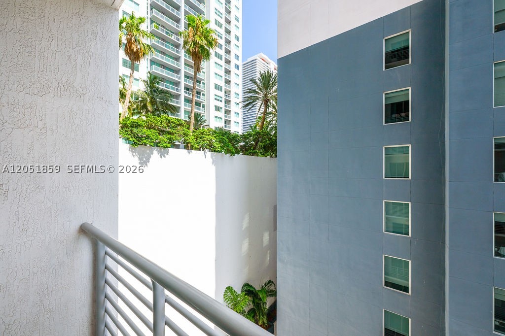 THE LOFT DOWNTOWN CONDO - Residential