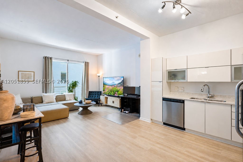 THE LOFT DOWNTOWN CONDO - Residential