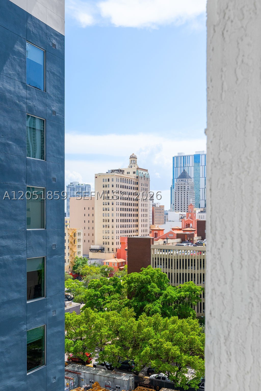 THE LOFT DOWNTOWN CONDO - Residential