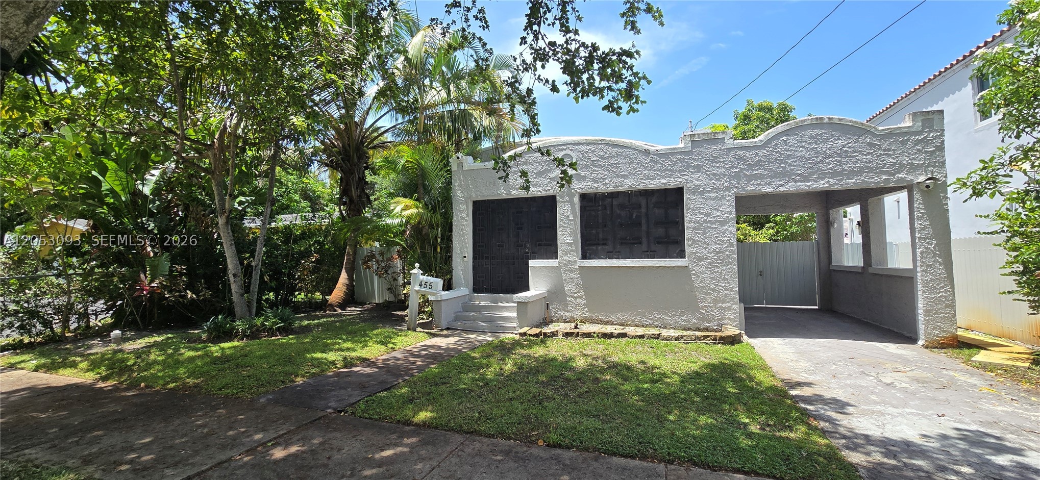 GRIFFING BISCAYNE PK ESTA - Residential Lease