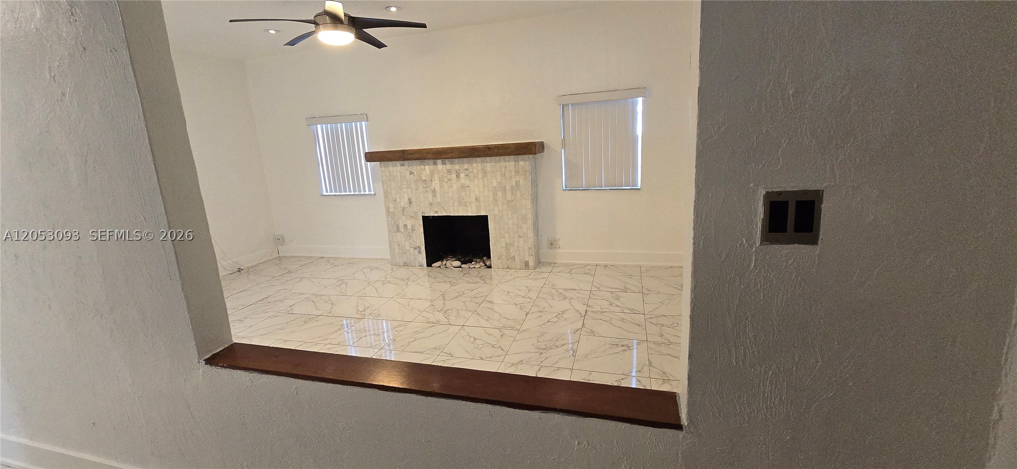GRIFFING BISCAYNE PK ESTA - Residential Lease