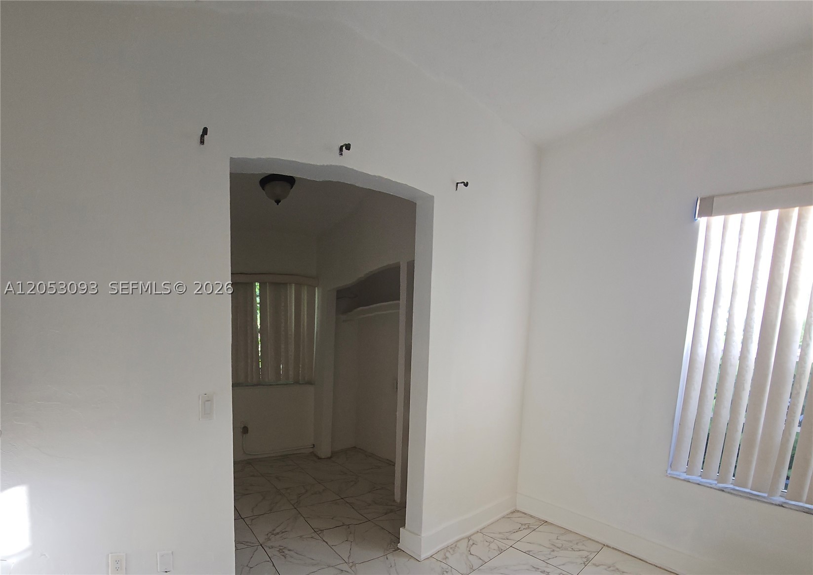 GRIFFING BISCAYNE PK ESTA - Residential Lease