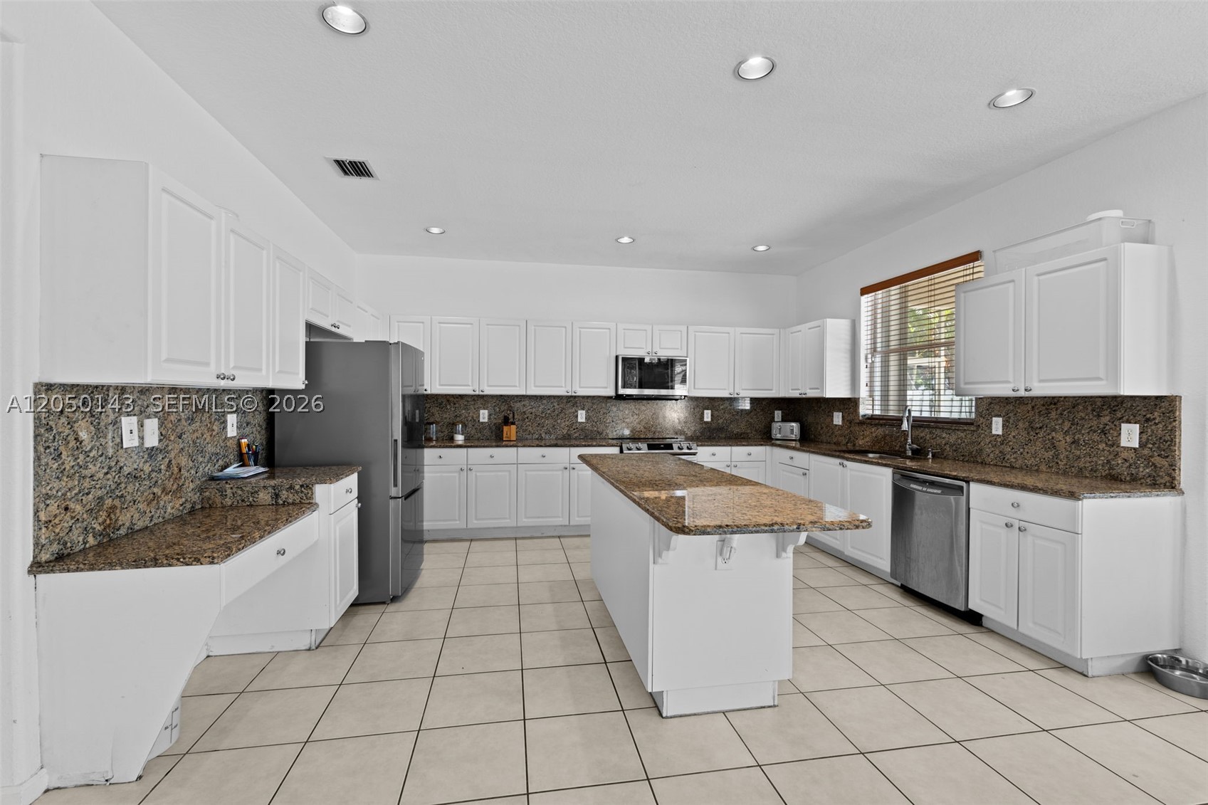 SILVER LAKES PHASE III RE - Residential
