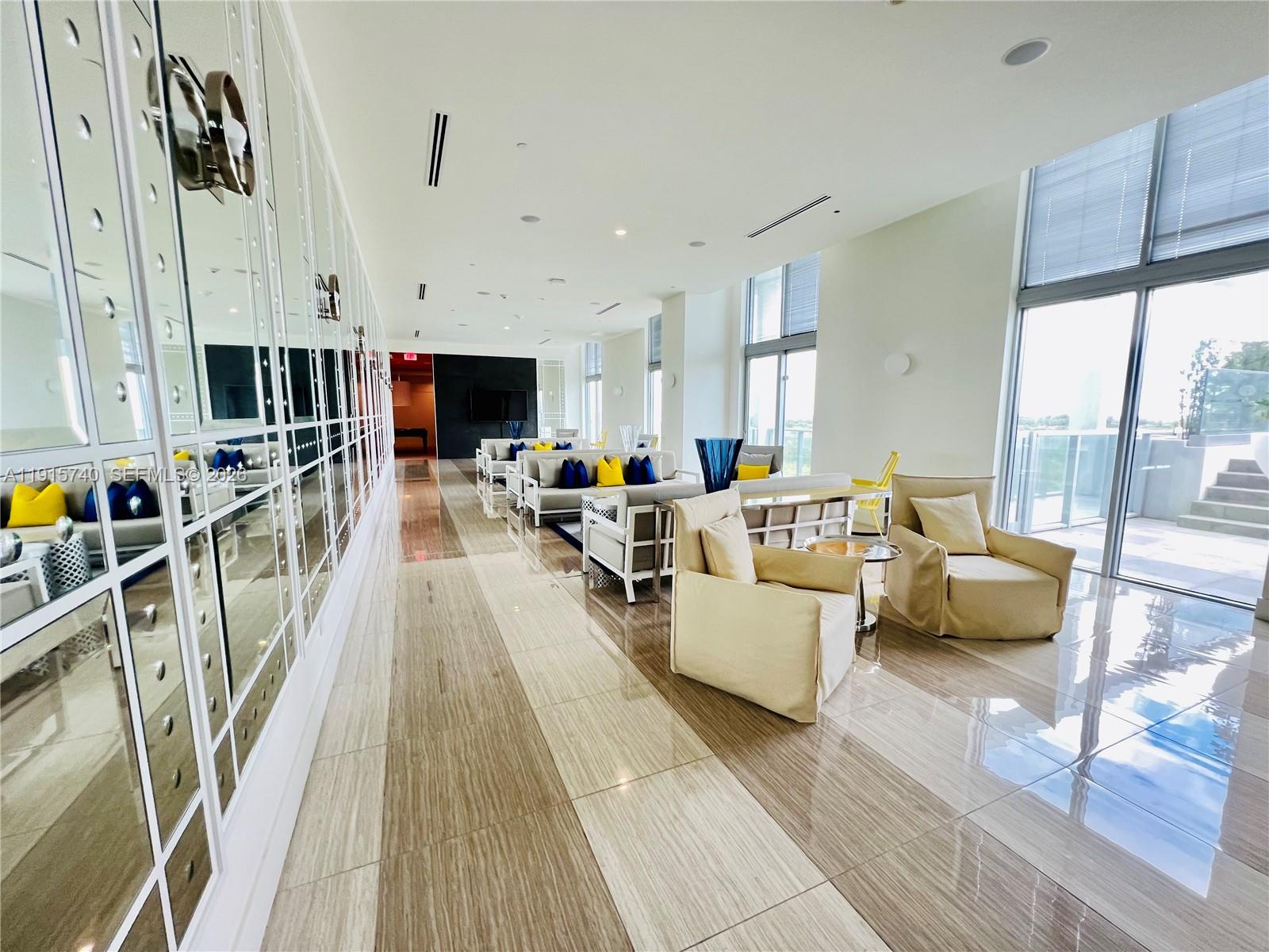 METROPICA NORTH TOWER ONE - Residential
