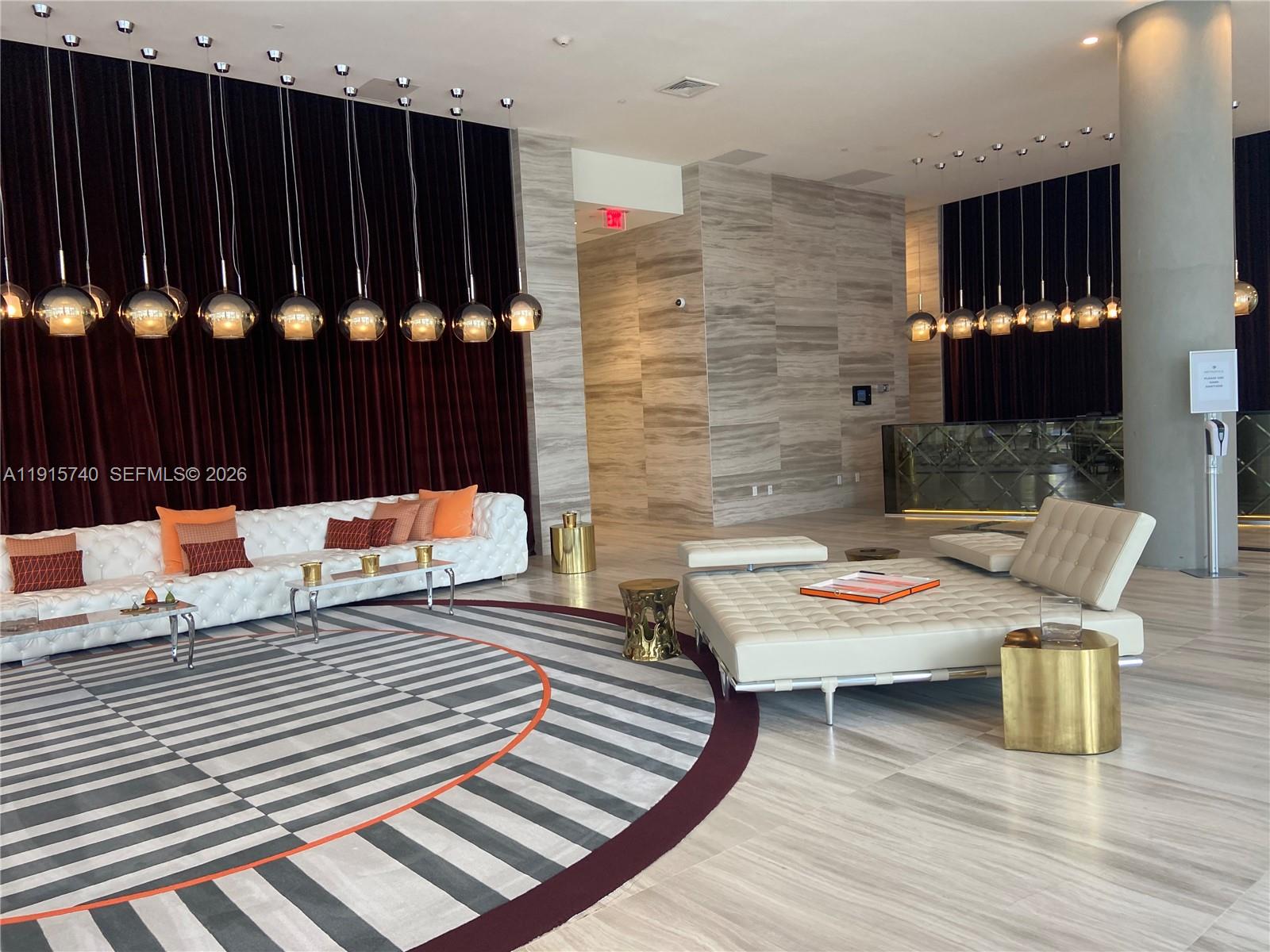 METROPICA NORTH TOWER ONE - Residential