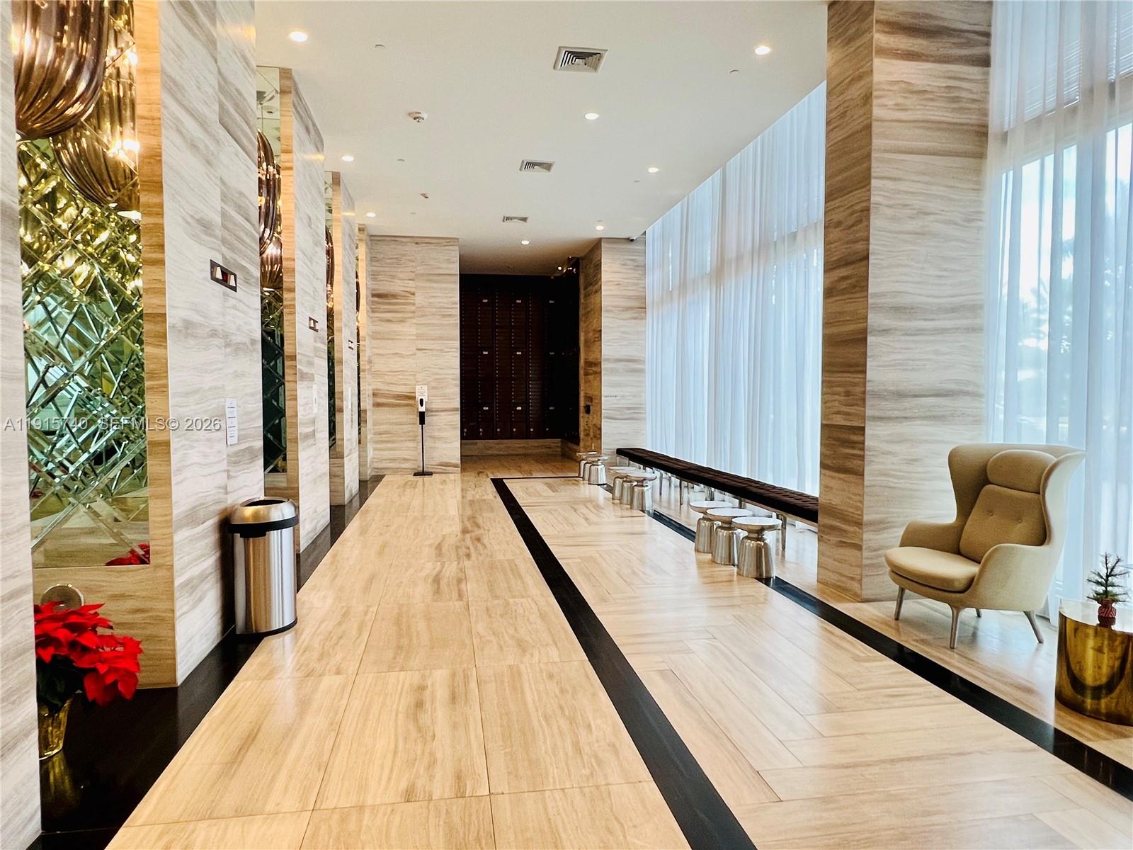 METROPICA NORTH TOWER ONE - Residential