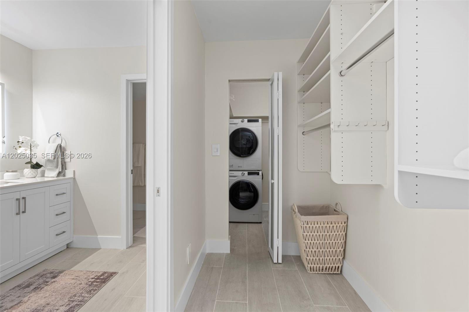 COMMODORE CLUB WEST CONDO - Residential