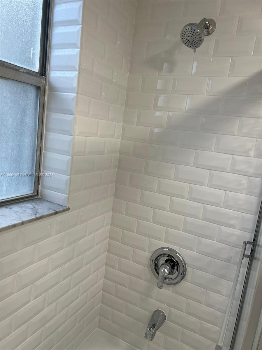 COURTYARDS OF BROWARD CON - Residential Lease