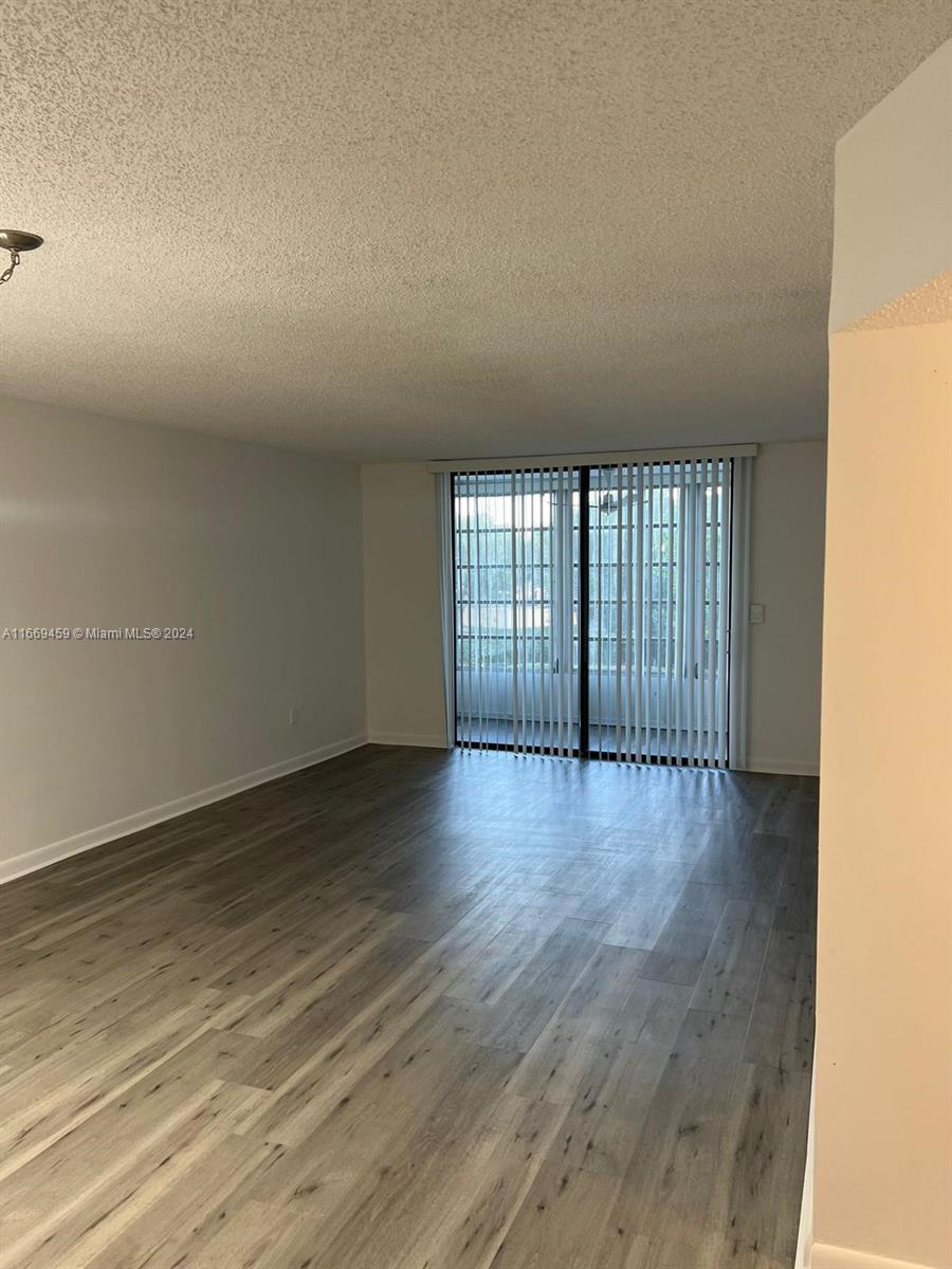 COURTYARDS OF BROWARD CON - Residential Lease