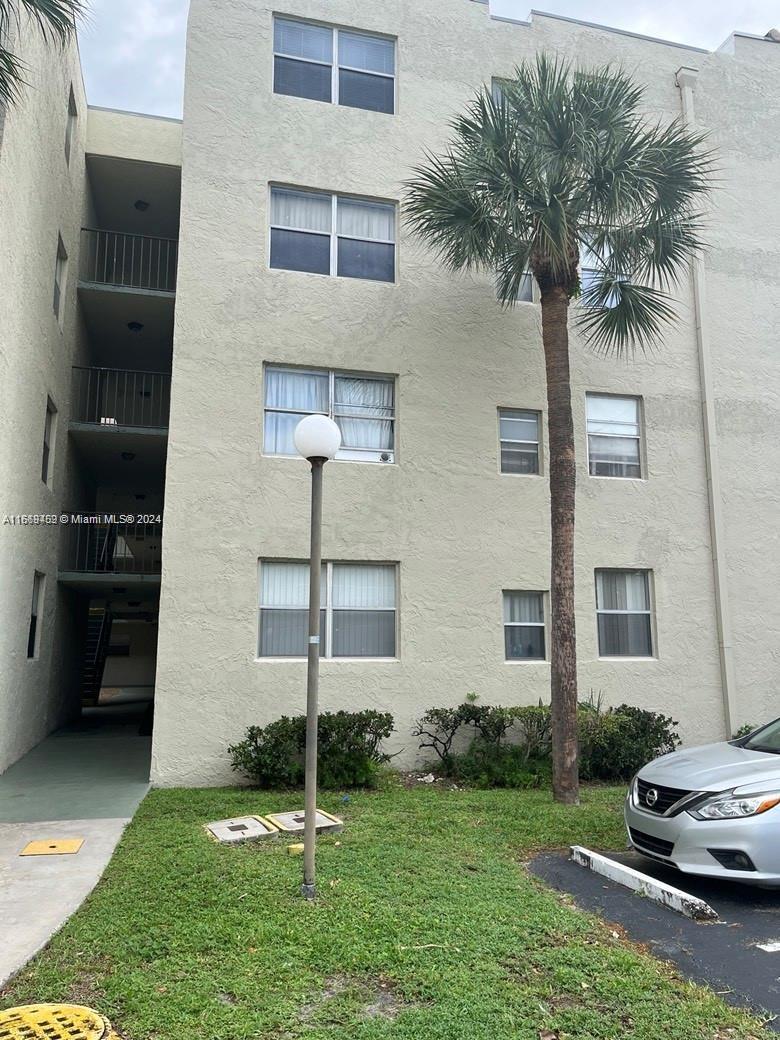 COURTYARDS OF BROWARD CON - Residential Lease