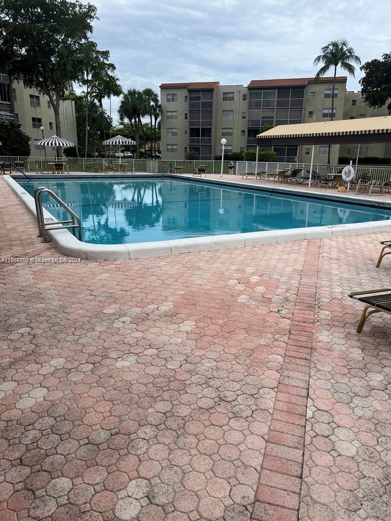 COURTYARDS OF BROWARD CON - Residential Lease