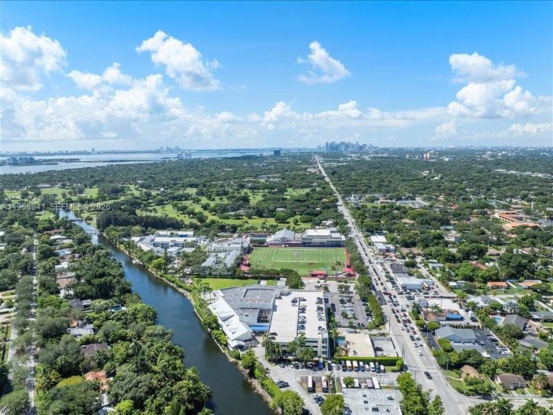 AMD PL GRIFFING BISCAYNE - Residential