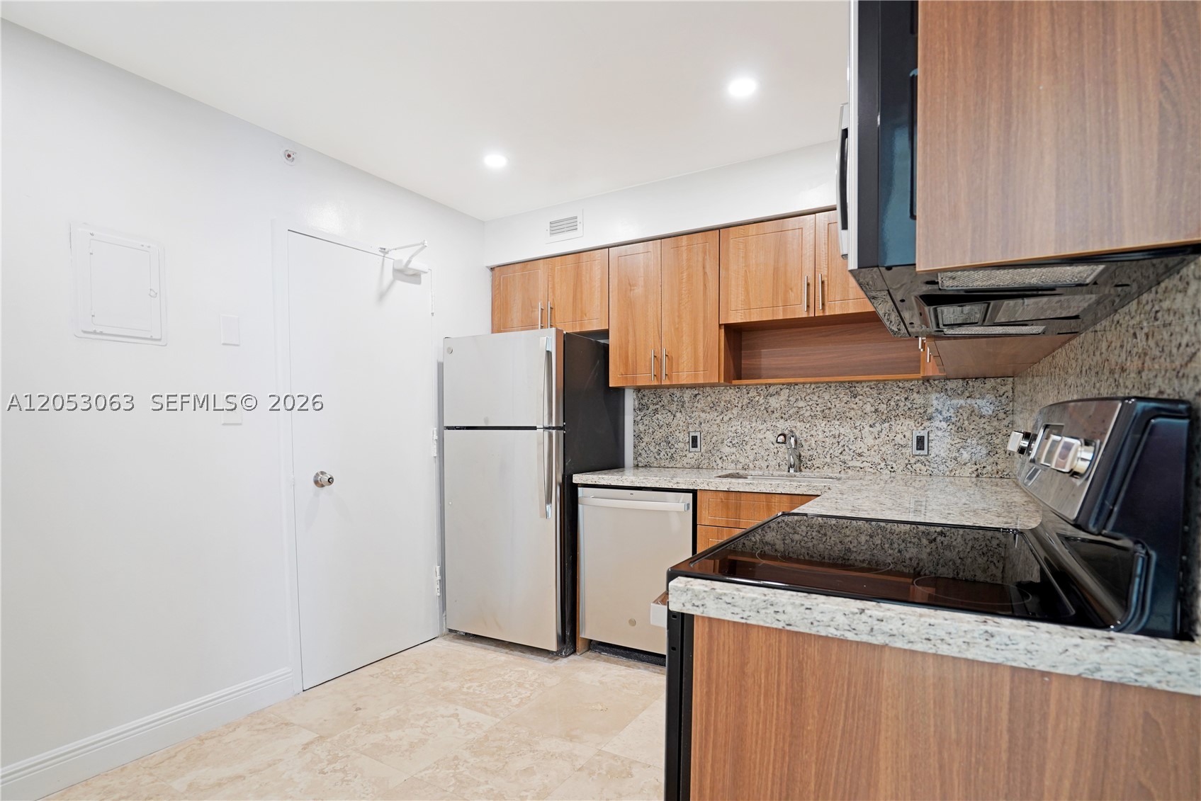 AMD PL OF FIRST OCEAN FRO - Residential Lease