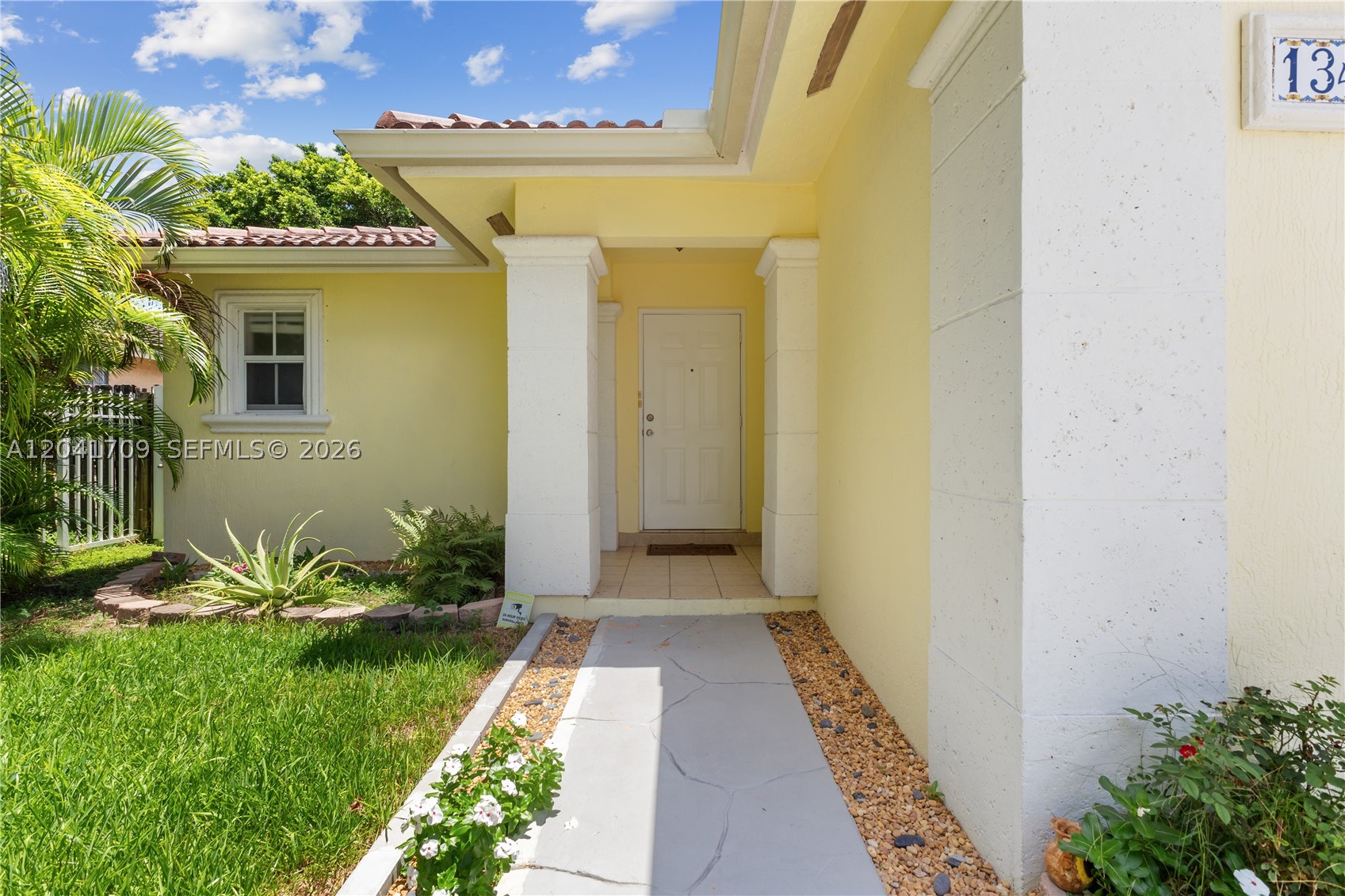 ABEL HOMES AT CAMBRIDGE ES - Residential Lease