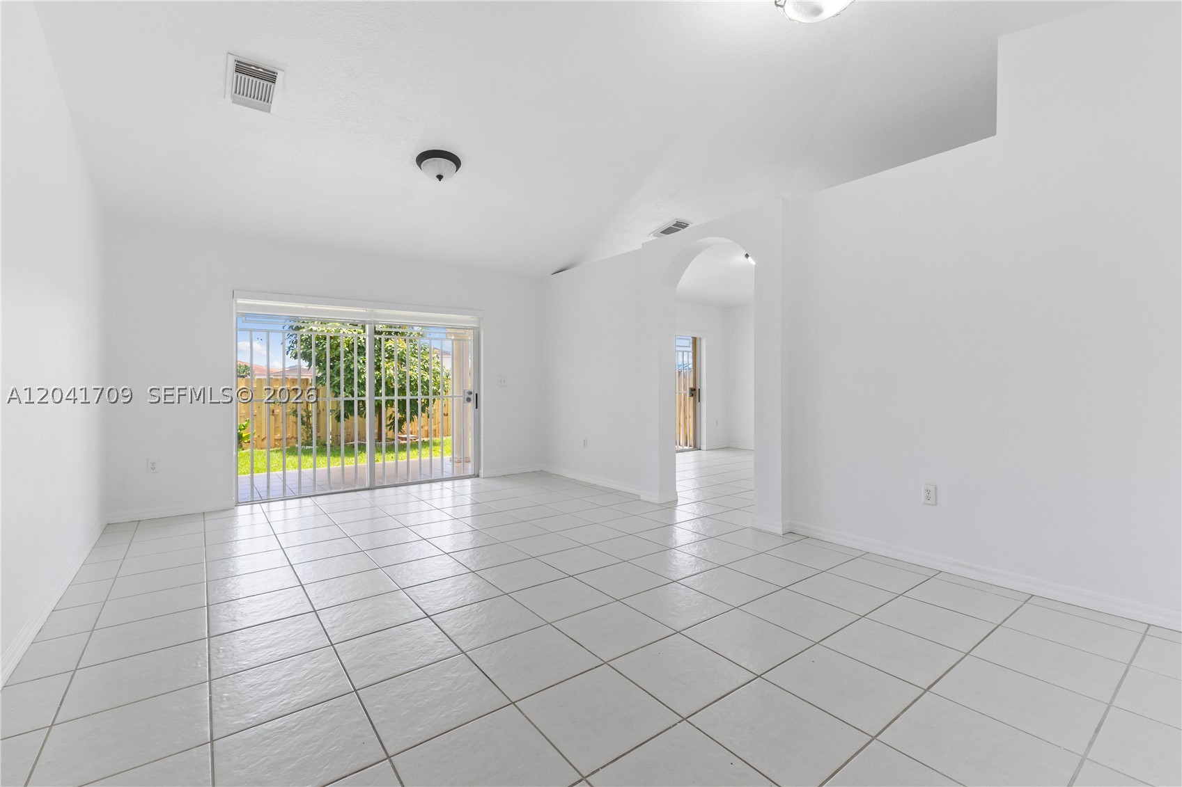ABEL HOMES AT CAMBRIDGE ES - Residential Lease