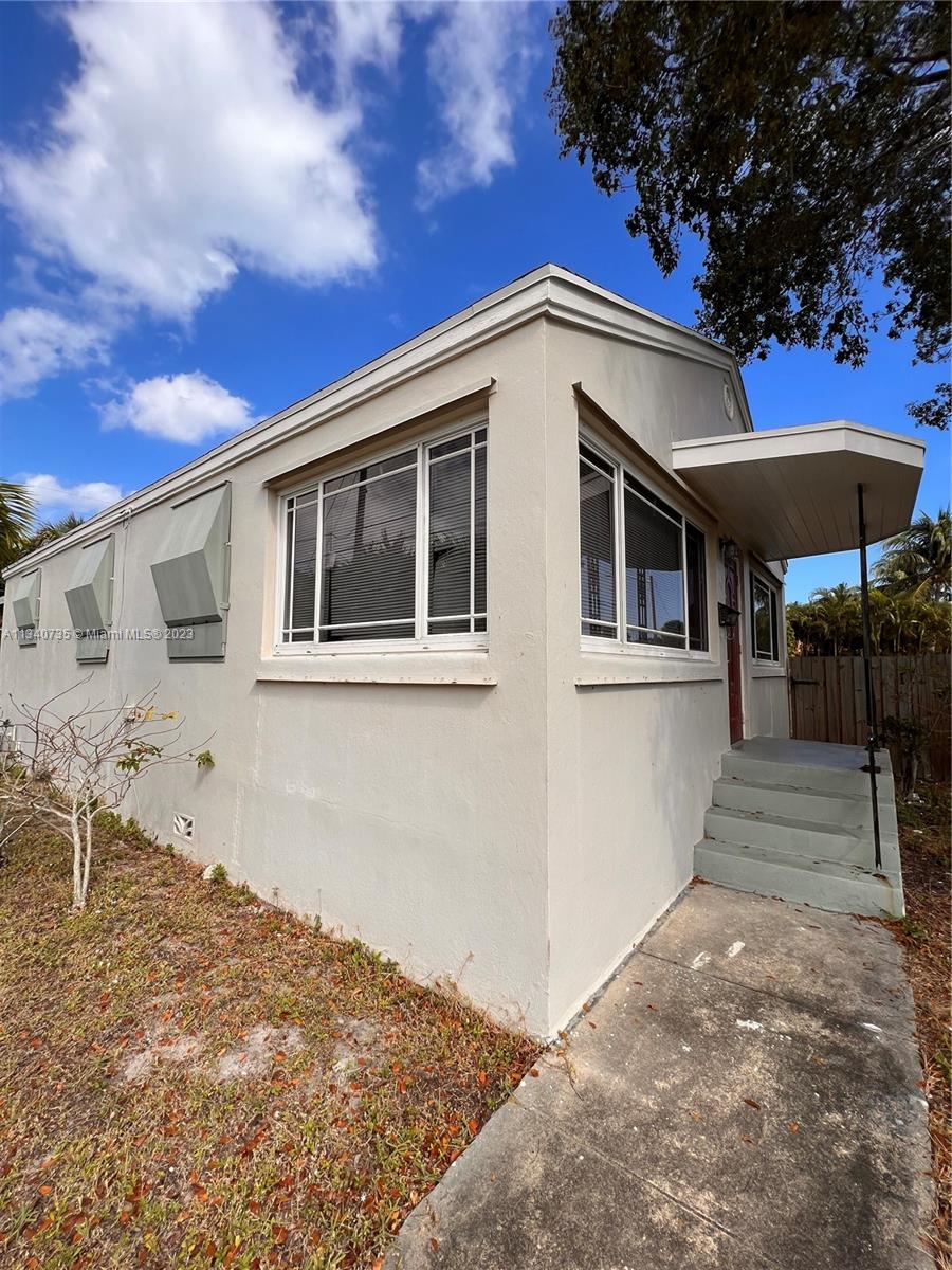 NORTH PALM BCH 1 - Residential