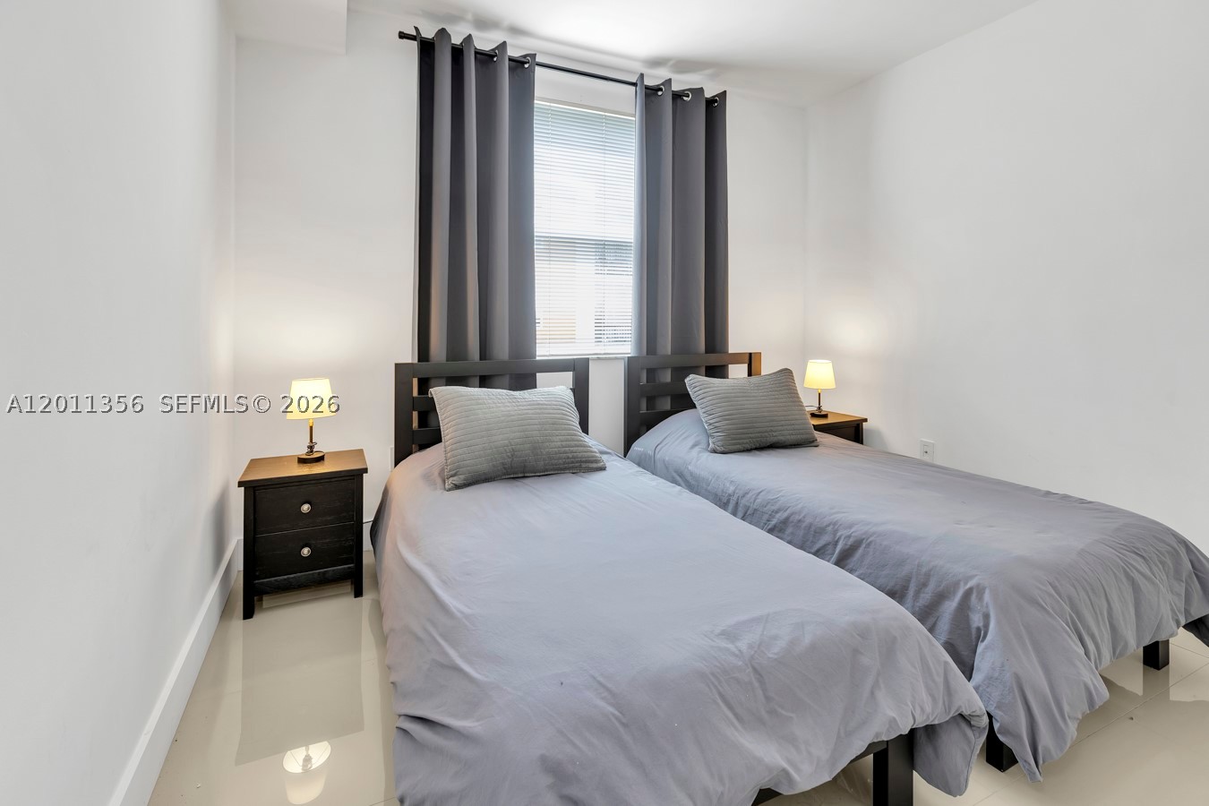PORTO BELLAGIO CONDO - Residential